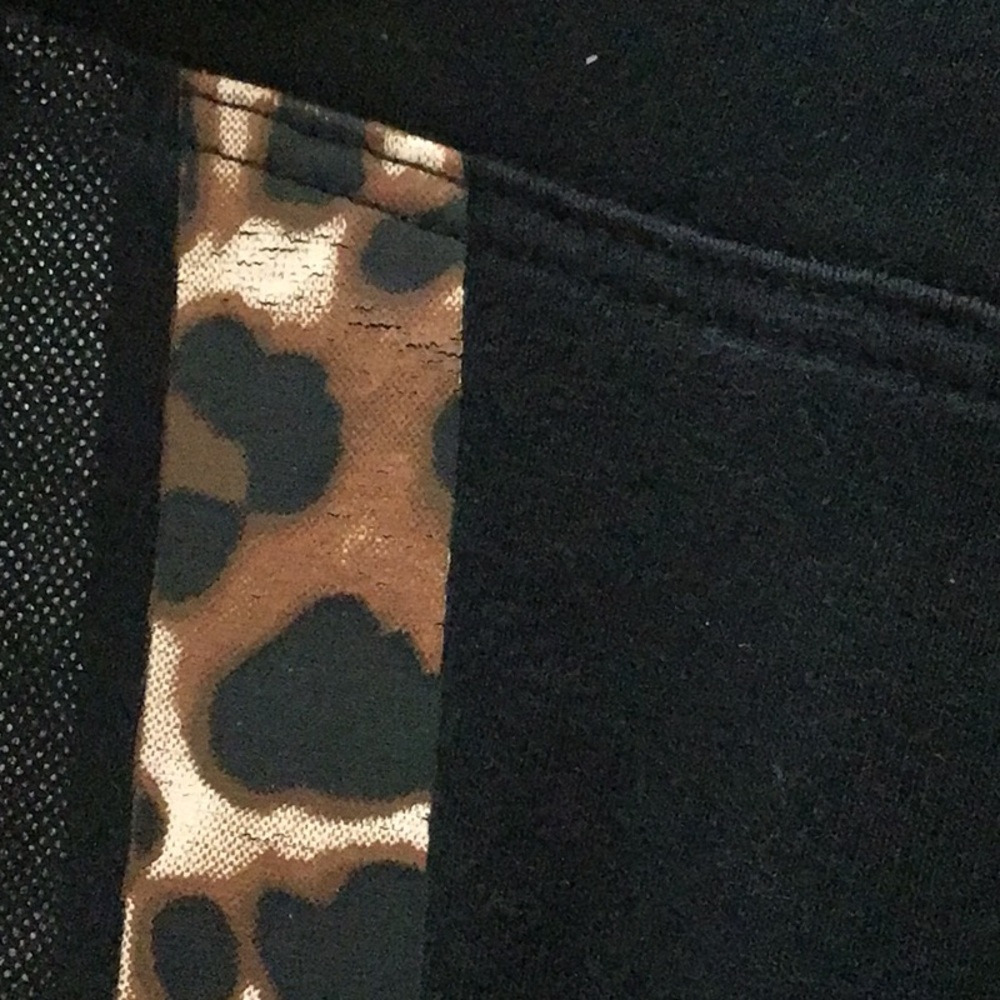 Victorias Secret PINK yoga animal print leggings - Picture 5 of 5